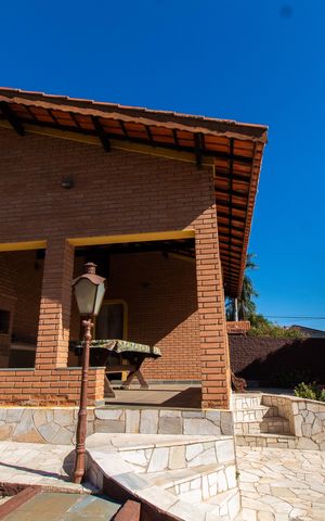 Casa de condomínio à venda com 348m², 2 quartos e 10 vagas Casa de condomínio à venda com 348m², 2 quartos e 10 vagasÁrea comum
