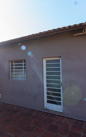 Casa de condomínio à venda com 348m², 2 quartos e 10 vagas Casa de condomínio à venda com 348m², 2 quartos e 10 vagasÁrea comum