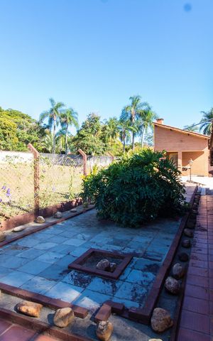 Casa de condomínio à venda com 348m², 2 quartos e 10 vagas Casa de condomínio à venda com 348m², 2 quartos e 10 vagasÁrea comum