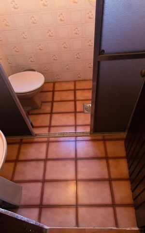 Casa de condomínio à venda com 348m², 2 quartos e 10 vagas Casa de condomínio à venda com 348m², 2 quartos e 10 vagasBanheiro Suíte 2
