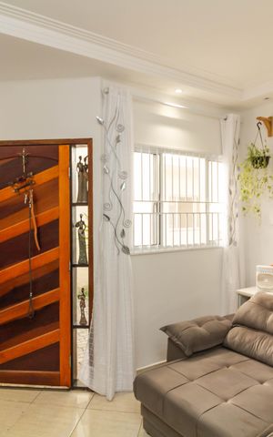 Casa de condomínio à venda com 73m², 2 quartos e 1 vaga Casa de condomínio à venda com 73m², 2 quartos e 1 vagaSala