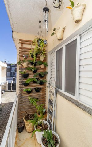 Casa de condomínio à venda com 73m², 2 quartos e 1 vaga Casa de condomínio à venda com 73m², 2 quartos e 1 vagaSacada Quarto 1