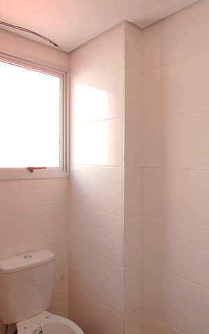 Apartamento à venda com 65m², 2 quartos e 2 vagasBanheiro da Suíte 1