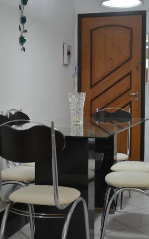 Apartamento para alugar com 77m², 2 quartos e 1 vagaSala