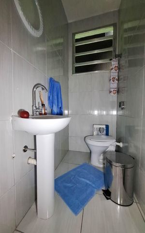 Casa para alugar com 360m², 4 quartos e 4 vagas Casa para alugar com 360m², 4 quartos e 4 vagasLavabo