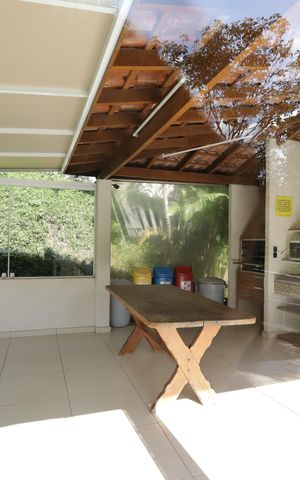Apartamento à venda com 180m², 3 quartos e 3 vagasÁrea comum - Churrasqueira