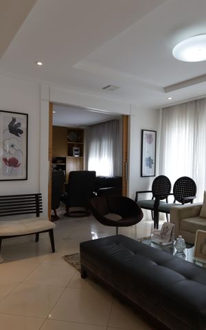 Apartamento à venda com 180m², 3 quartos e 3 vagasSala