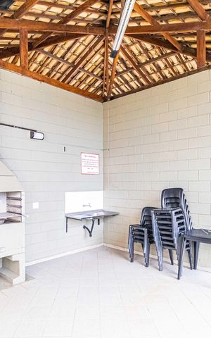 Apartamento à venda com 46m², 2 quartos e 1 vaga Apartamento à venda com 46m², 2 quartos e 1 vagaÁrea comum - Churrasqueira