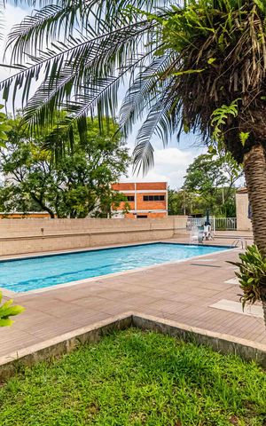 Apartamento à venda com 46m², 2 quartos e 1 vaga Apartamento à venda com 46m², 2 quartos e 1 vagaÁrea comum - Piscina