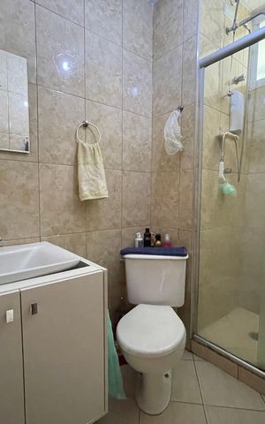 Apartamento à venda com 46m², 2 quartos e 1 vaga Apartamento à venda com 46m², 2 quartos e 1 vagaBanheiro
