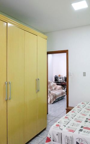 Casa à venda com 102m², 3 quartos e 2 vagasQuarto 1