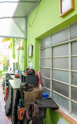 Casa à venda com 102m², 3 quartos e 2 vagasCorredor