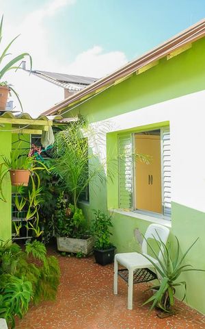 Casa à venda com 102m², 3 quartos e 2 vagasQuintal