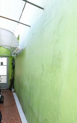 Casa à venda com 102m², 3 quartos e 2 vagasCorredor