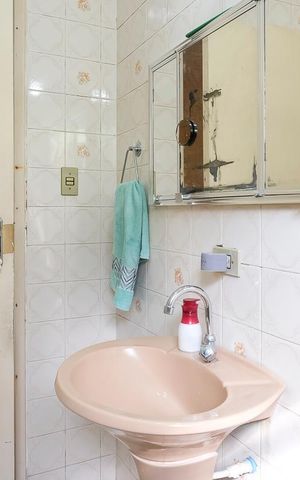 Casa à venda com 102m², 3 quartos e 2 vagasBanheiro