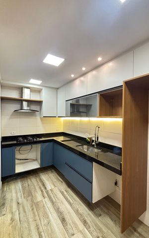 Apartamento à venda com 55m², 2 quartos e 1 vaga Apartamento à venda com 55m², 2 quartos e 1 vagaCozinha