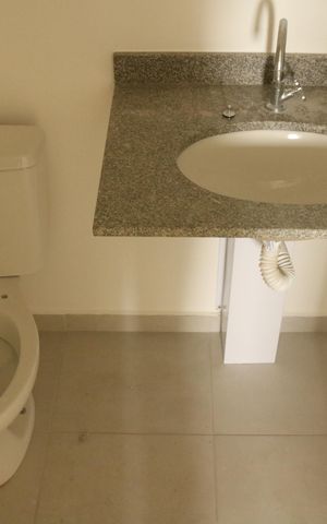 Apartamento à venda com 40m², 2 quartos e sem vagaBanheiro