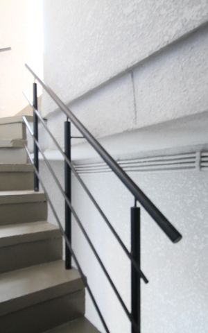 Apartamento para alugar com 70m², 2 quartos e sem vagaEscada
