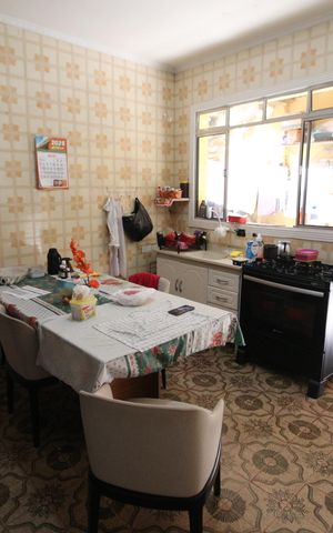 Casa à venda com 294m², 4 quartos e 4 vagasCozinha 2