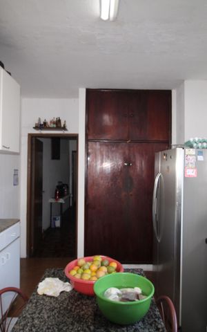 Casa à venda com 280m², 3 quartos e 2 vagasCozinha