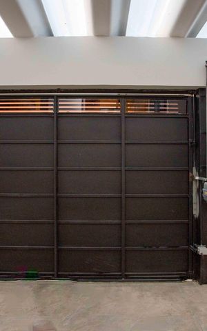 Casa à venda com 155m², 2 quartos e 2 vagasGaragem