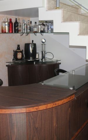 Casa à venda com 423m², 3 quartos e 6 vagasSala