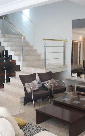 Casa à venda com 423m², 3 quartos e 6 vagasSala