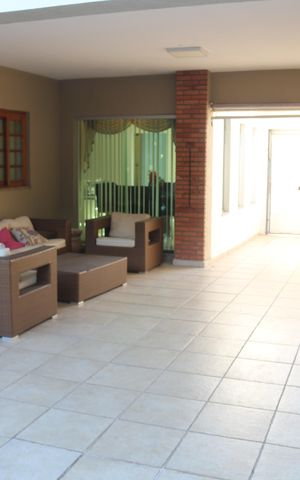 Casa à venda com 423m², 3 quartos e 6 vagasÁrea comum