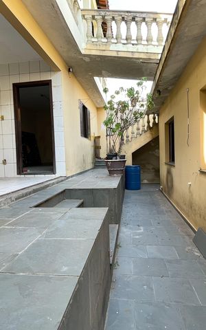 Casa à venda com 300m², 4 quartos e 4 vagas Casa à venda com 300m², 4 quartos e 4 vagasQuintal