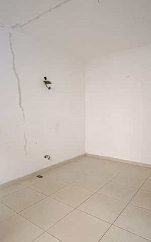 Casa à venda com 300m², 4 quartos e 4 vagas Casa à venda com 300m², 4 quartos e 4 vagasSuíte 1