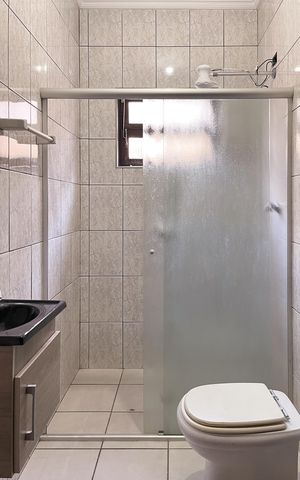 Casa à venda com 300m², 4 quartos e 4 vagas Casa à venda com 300m², 4 quartos e 4 vagasBanheiro - Suíte 1
