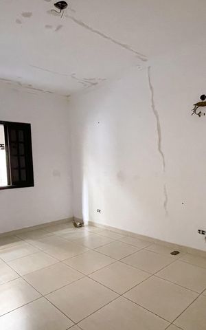 Casa à venda com 300m², 4 quartos e 4 vagas Casa à venda com 300m², 4 quartos e 4 vagasSuíte 1