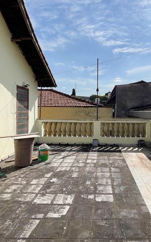 Casa à venda com 300m², 4 quartos e 4 vagas Casa à venda com 300m², 4 quartos e 4 vagasSacada