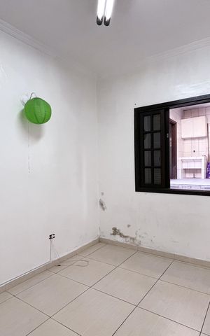 Casa à venda com 300m², 4 quartos e 4 vagas Casa à venda com 300m², 4 quartos e 4 vagasSuíte 2