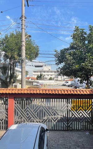 Casa à venda com 300m², 4 quartos e 4 vagas Casa à venda com 300m², 4 quartos e 4 vagasVista - Sala