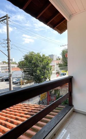 Casa à venda com 300m², 4 quartos e 4 vagas Casa à venda com 300m², 4 quartos e 4 vagasSacada