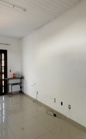 Casa à venda com 300m², 4 quartos e 4 vagas Casa à venda com 300m², 4 quartos e 4 vagasÁrea de TV