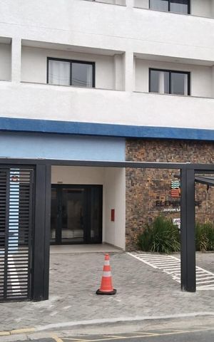 Studio para alugar com 25m², 1 quarto e sem vaga Studio para alugar com 25m², 1 quarto e sem vagaFachada