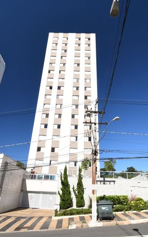 Apartamento para alugar com 138m², 3 quartos e 1 vagaFachada do Prédio
