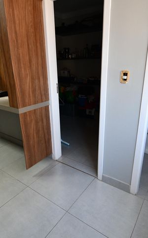 Apartamento para alugar com 138m², 3 quartos e 1 vagaÁrea de Serviço