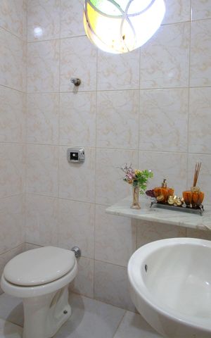 Casa à venda com 139m², 4 quartos e 1 vagaBanheiro da Suíte