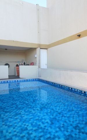 Casa à venda com 139m², 4 quartos e 1 vagaPiscina