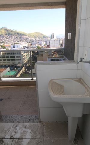 Apartamento à venda com 70m², 3 quartos e 1 vagaÁrea de Serviço