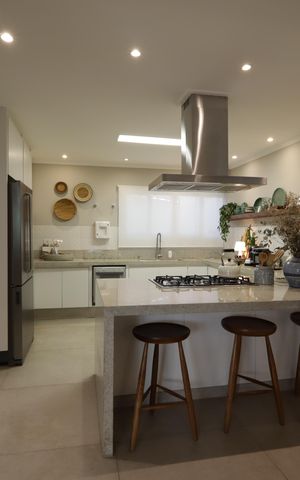 Casa à venda com 351m², 3 quartos e 3 vagasCozinha