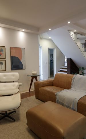 Casa à venda com 351m², 3 quartos e 3 vagasSala de TV