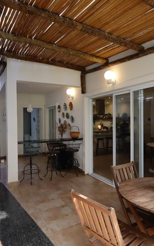 Casa à venda com 351m², 3 quartos e 3 vagasÁrea gourmet
