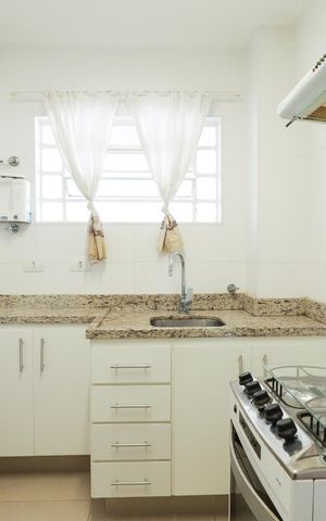 Apartamento à venda com 45m², 1 quarto e 1 vaga Apartamento à venda com 45m², 1 quarto e 1 vagaCozinha e Área de Serviço