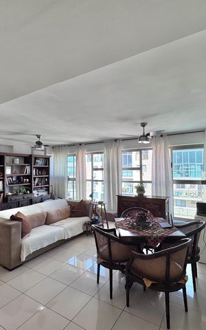 Apartamento à venda com 171m², 3 quartos e 2 vagas Apartamento à venda com 171m², 3 quartos e 2 vagasSala