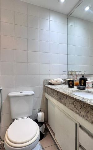 Apartamento à venda com 171m², 3 quartos e 2 vagas Apartamento à venda com 171m², 3 quartos e 2 vagasSuíte 2 - Banheiro