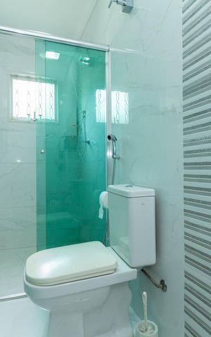 Casa à venda com 145m², 2 quartos e 3 vagas Casa à venda com 145m², 2 quartos e 3 vagasBanheiro 2